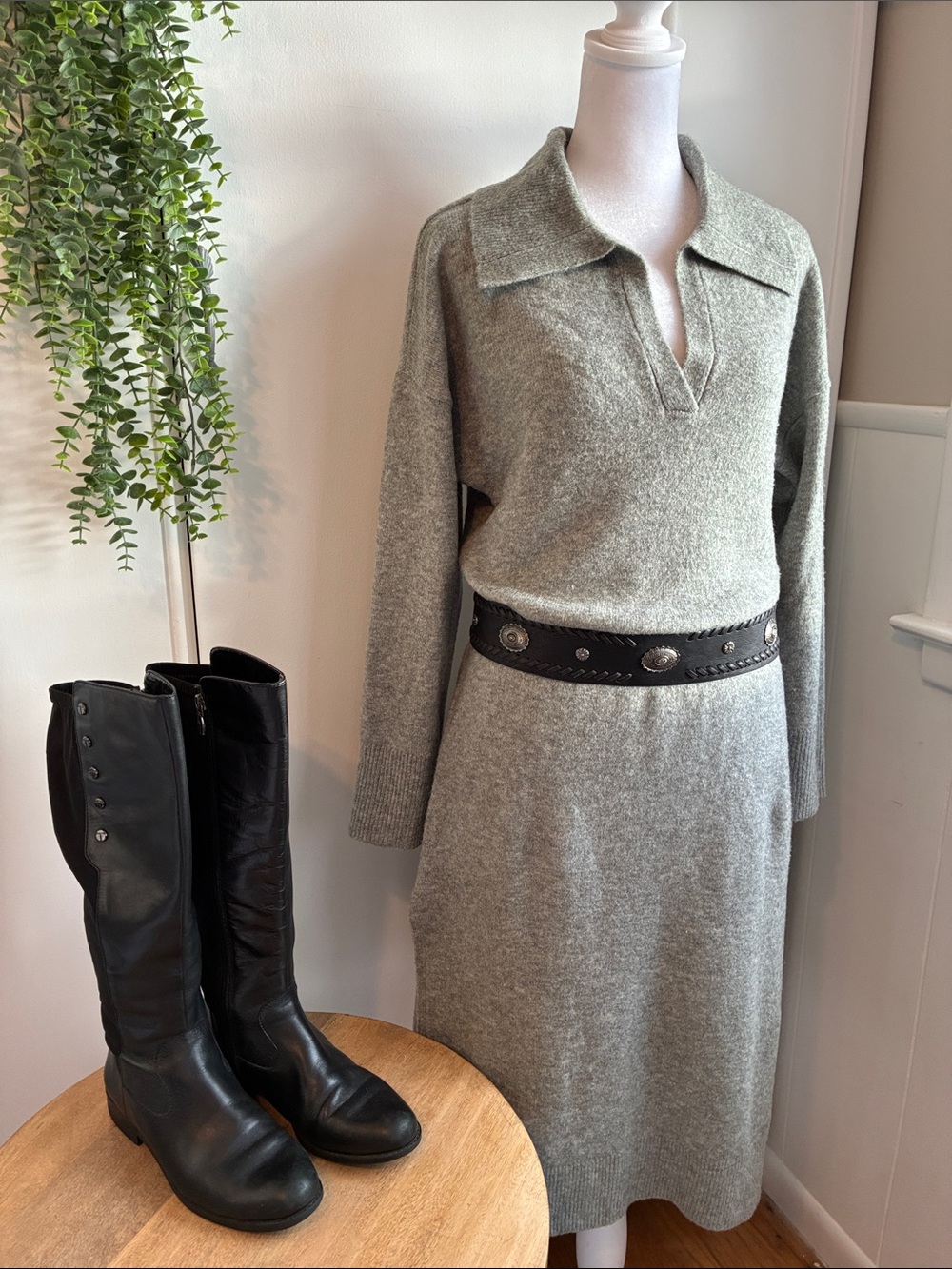 Abercrombie & Fitch Soft, L/S, Wool-Blend Midi Length Sweater Dress in Gray, S/M